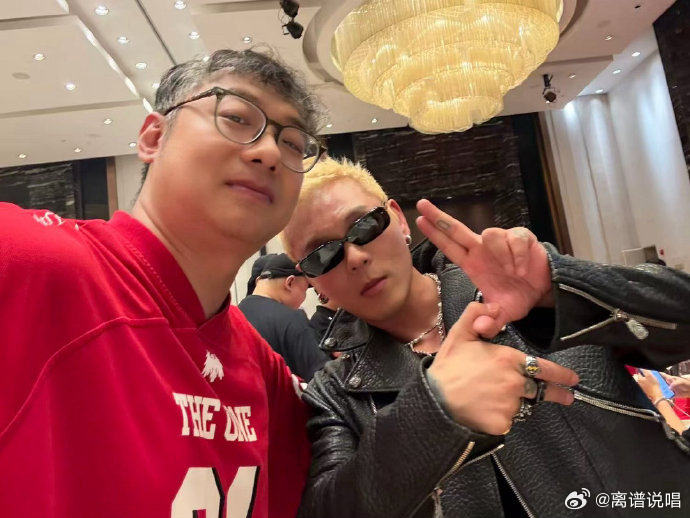 梁源祝贺盛宇登上名人堂，晒出和盛宇合照！说唱巅峰对决2026 ​​​