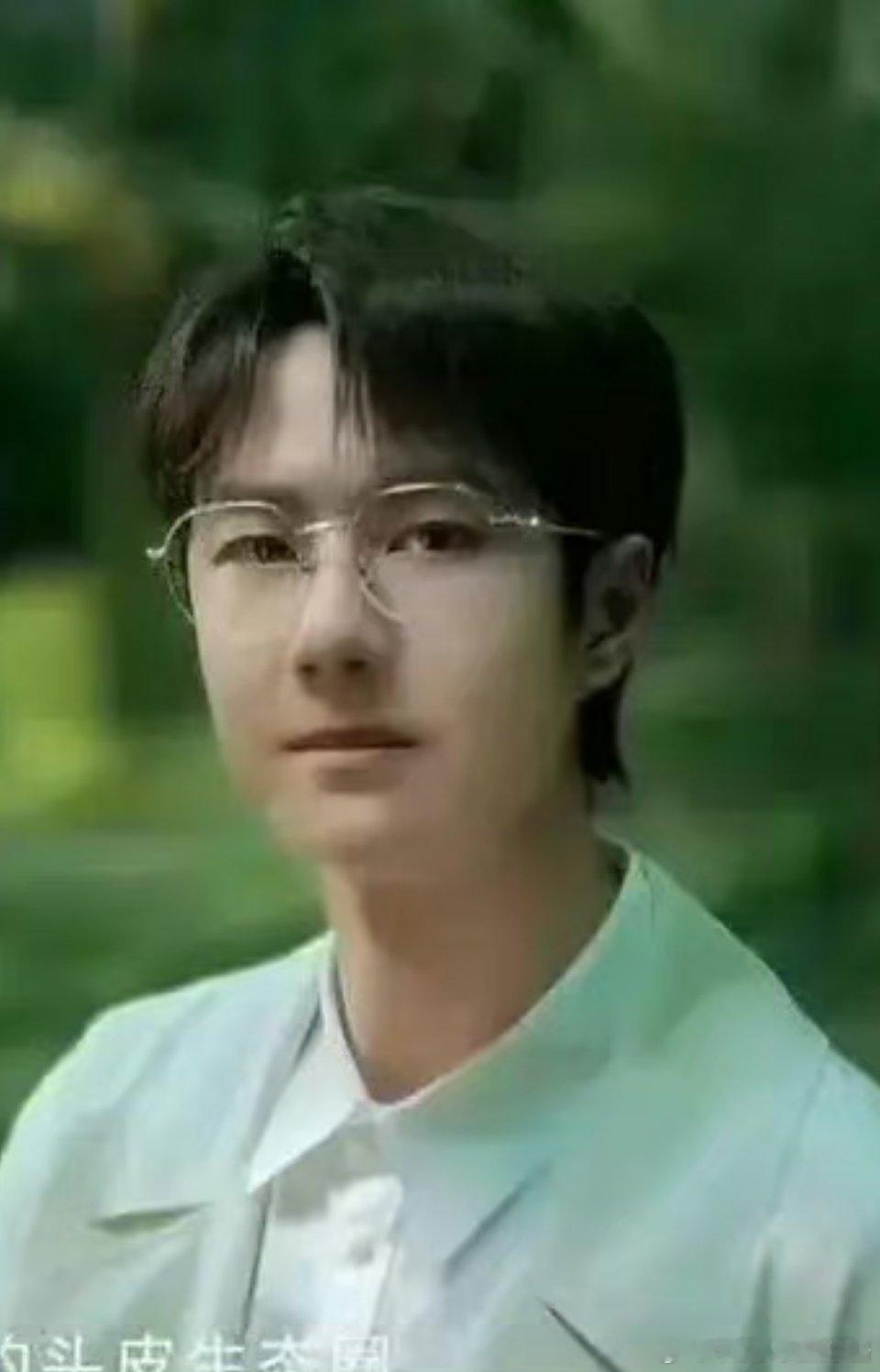 王一博吃了什么灵丹妙药呀，颜值这么快就回春了[委屈] ​​​