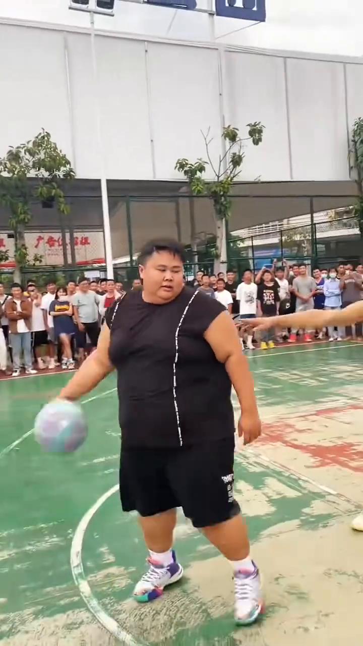 《对抗》。
