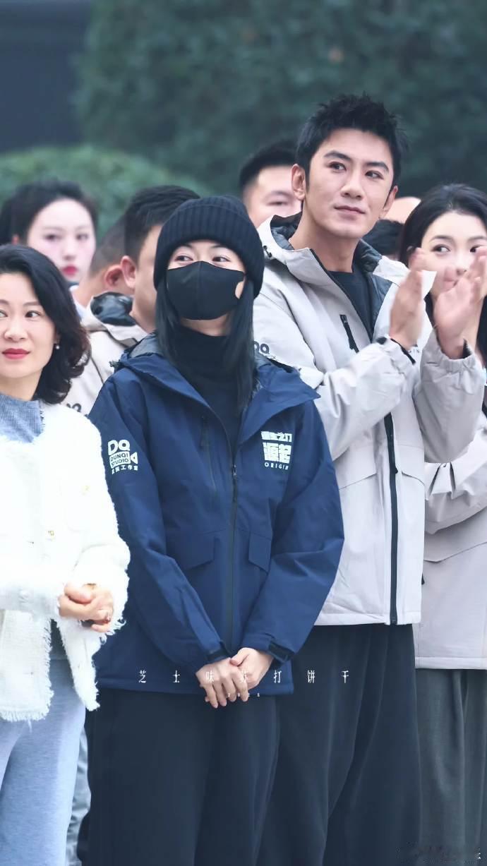 吴谨言肖顺尧重生之门源起开机了吴谨言新剧开机了 吴谨言新剧开机了，吴谨言肖顺尧重