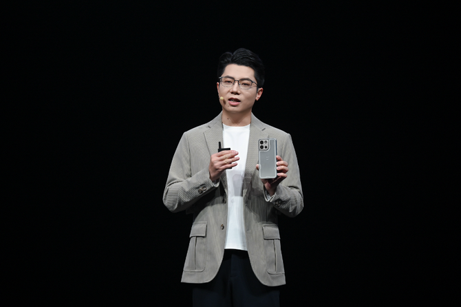 一加Turbo 6 系列正式发布 首销优惠价1699元起