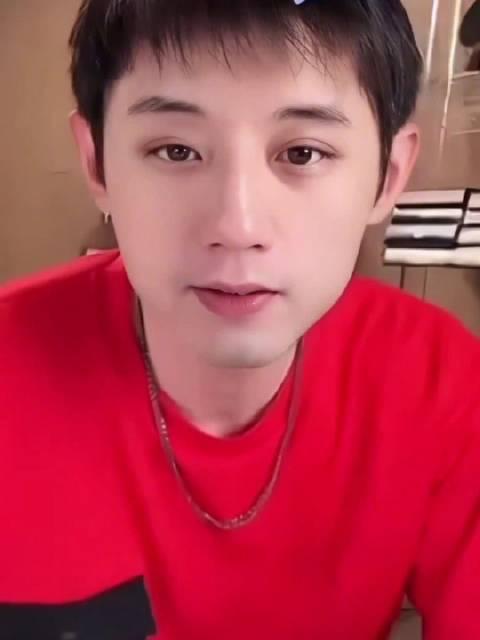 张继科求樊振东分一块全运冠军