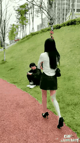 暗恋己久的帅哥，这次有机会接触了，看帅哥对我的态度好不好，