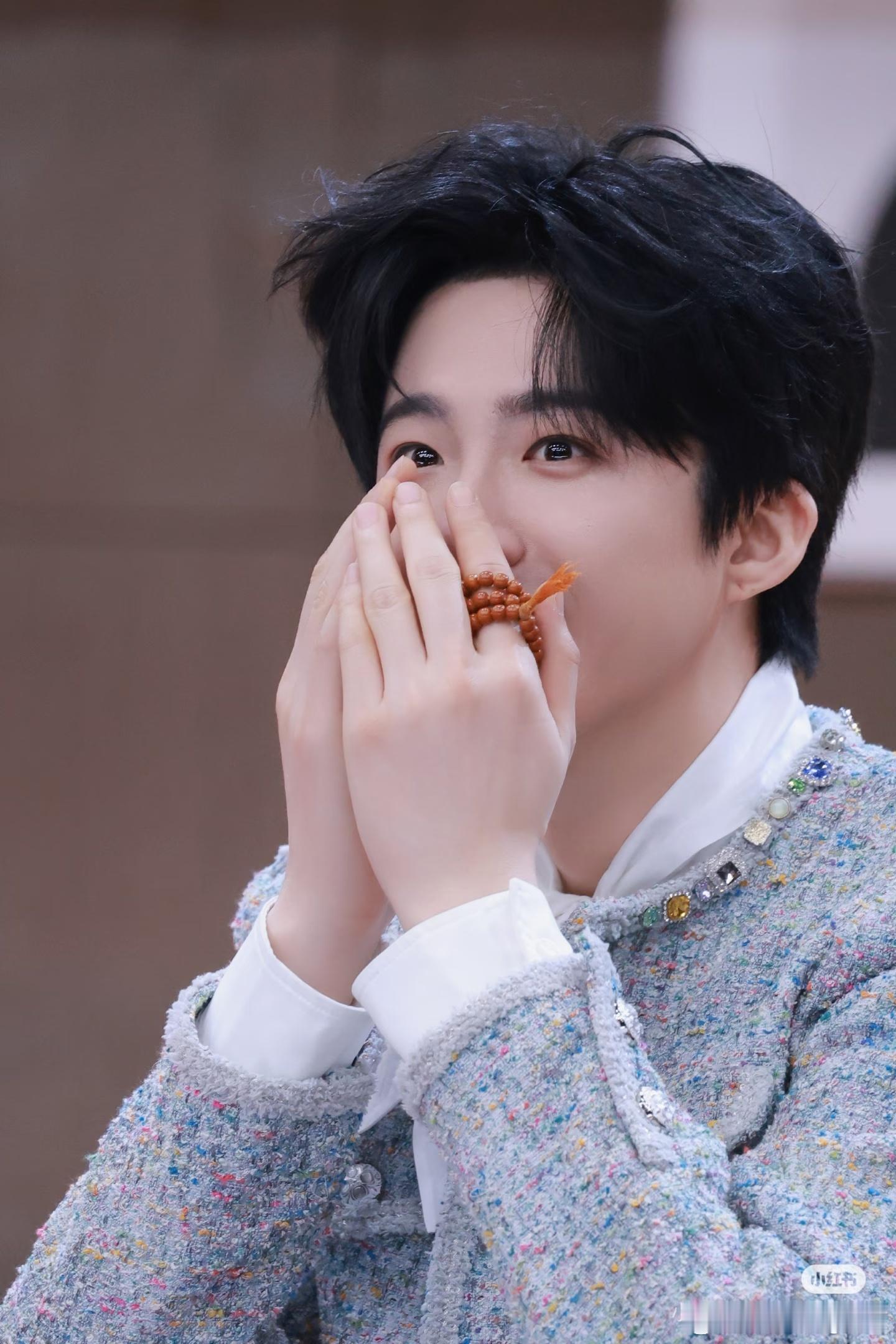 世间所有都不及你 