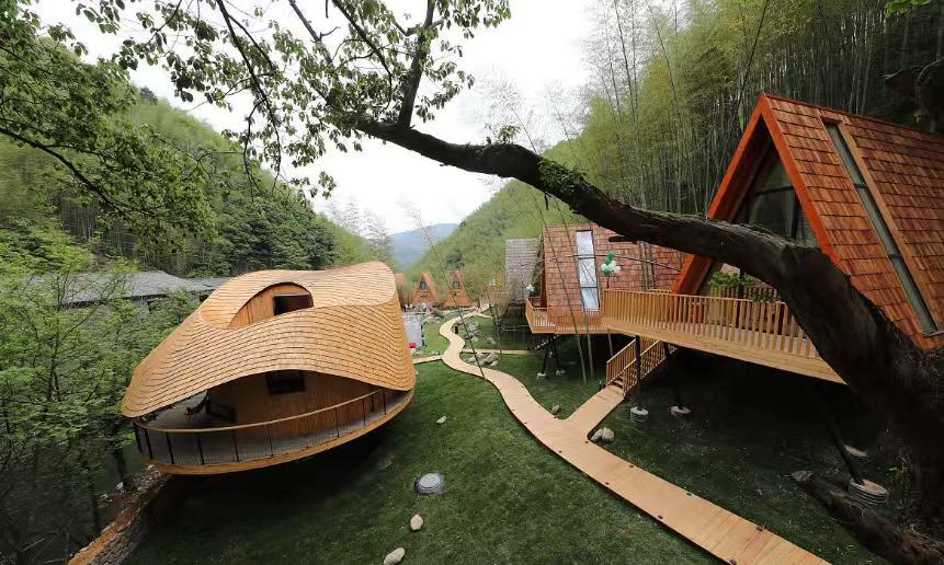 中国十大农家乐农庄排行榜

近年来，乡村旅游蓬勃兴起，农家乐农庄成为人们逃离城市