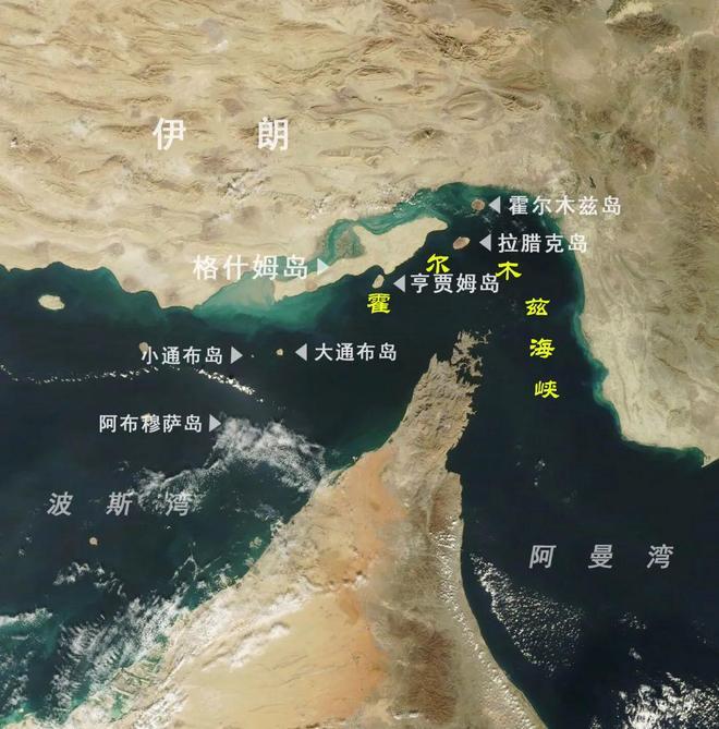 上联：昨呼海峡畅通平油价
下联：今令津途阻遏制伊方
横批：特不靠谱