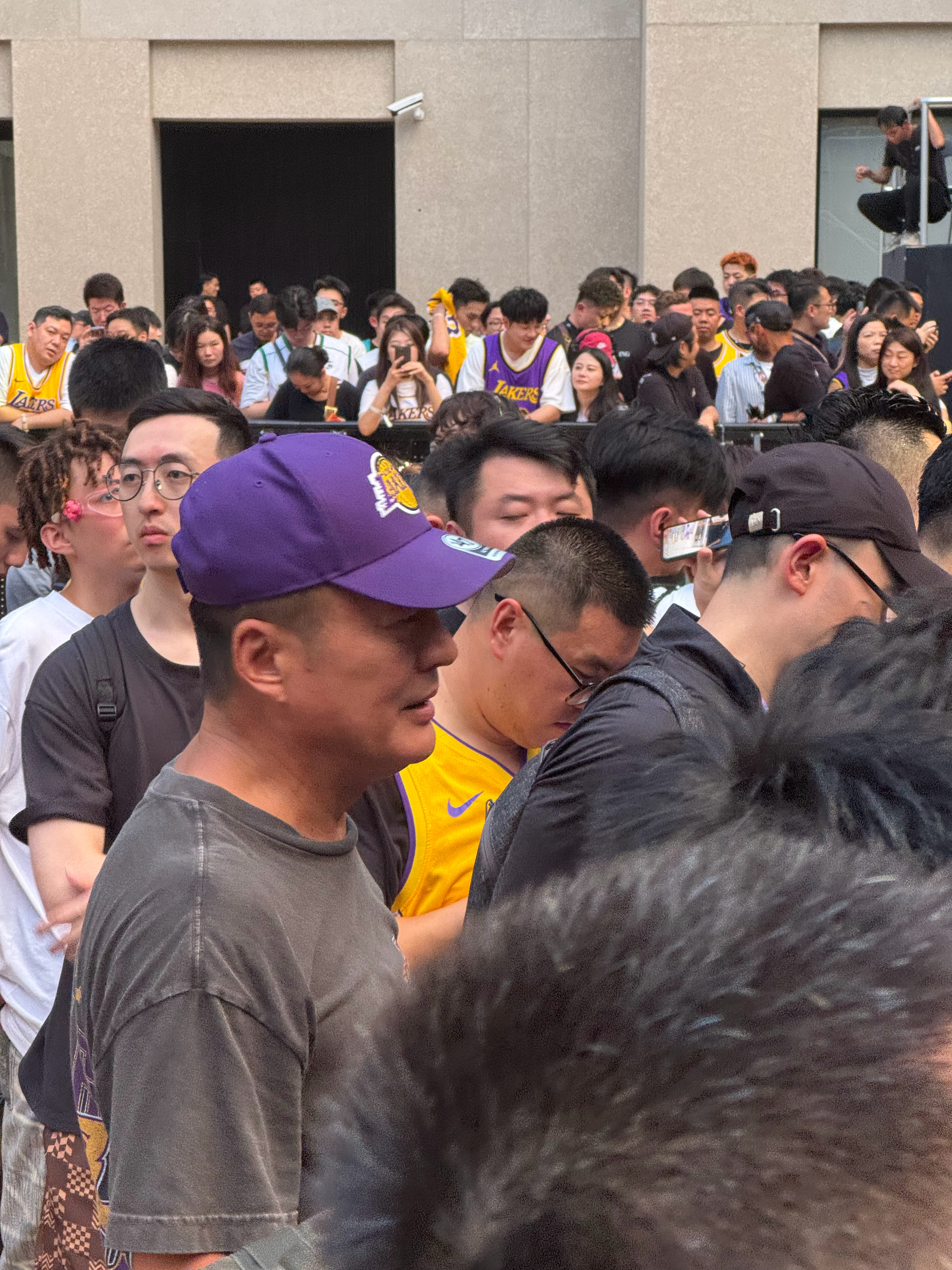 范闲他爸（高曙光老师）也是詹密[坏笑]詹姆斯中国行 ​​​