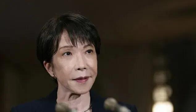 破防了，日本这次彻底蔫了。
8月13日这天普京干了件让东京跳脚的事，他第一次以俄