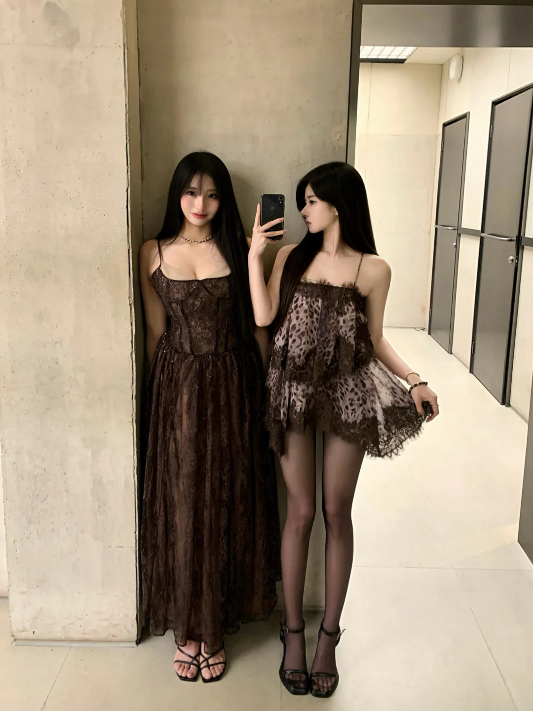 和姐妹约会的5套look