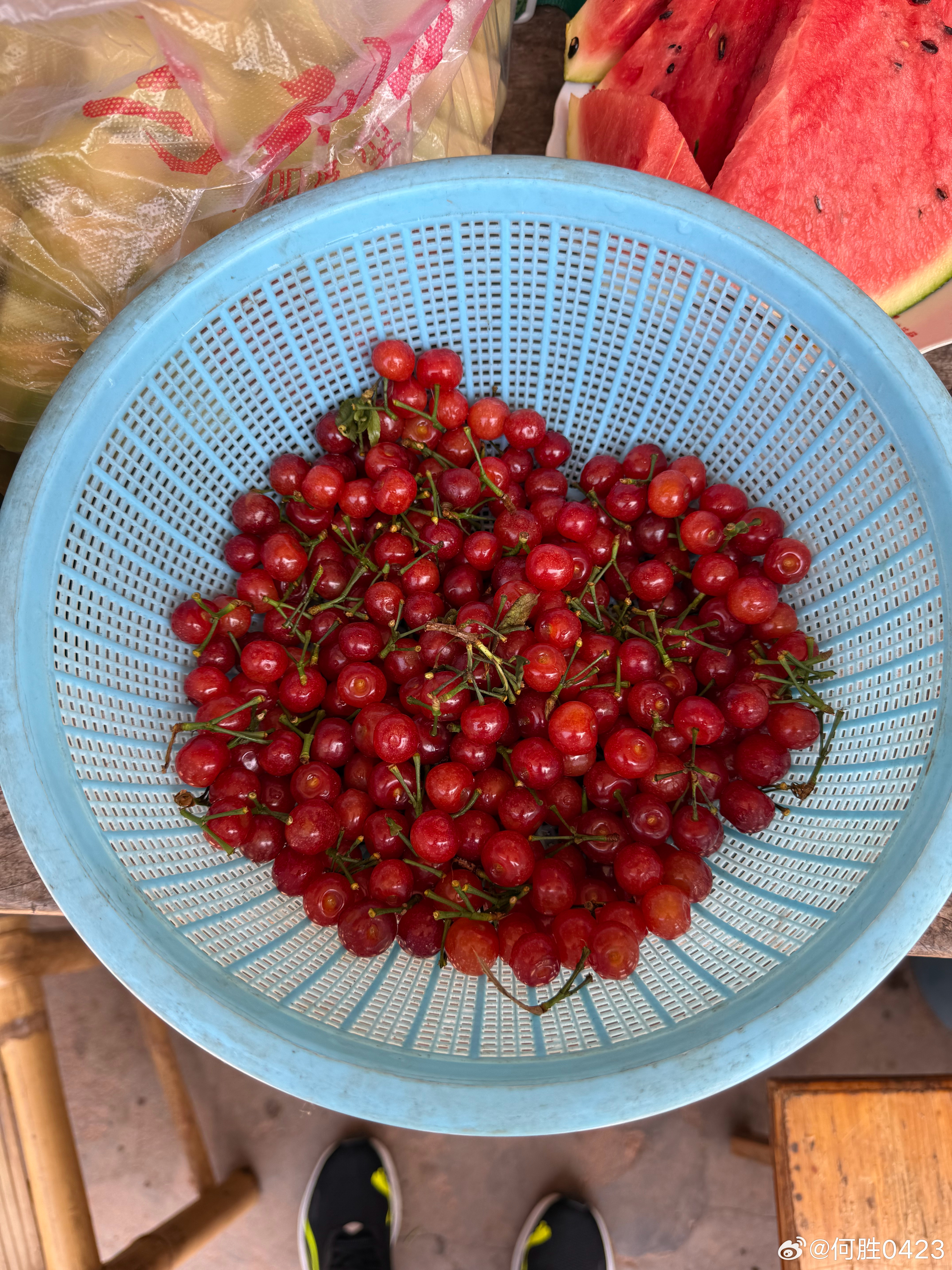 恩特儿，抿甜… 