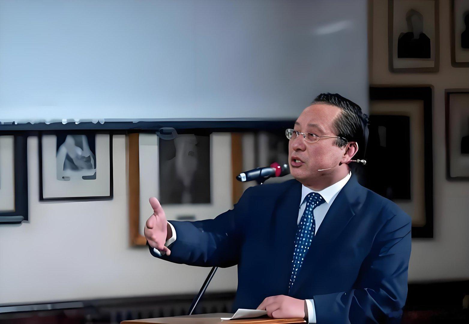 高志凯掀桌子了:中国国家移民管理局应该改回出入境管理局！叫移民局不合适，不妥当。