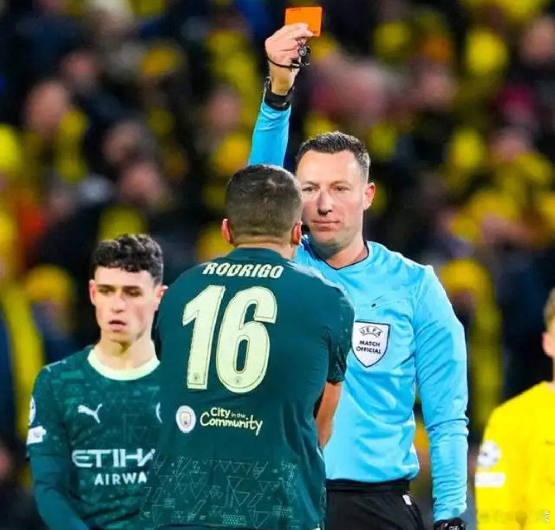 1-3爆冷！曼城欧冠客场溃败 哈兰德8场1球罗德里染红曼城1比3博德闪耀 北京时