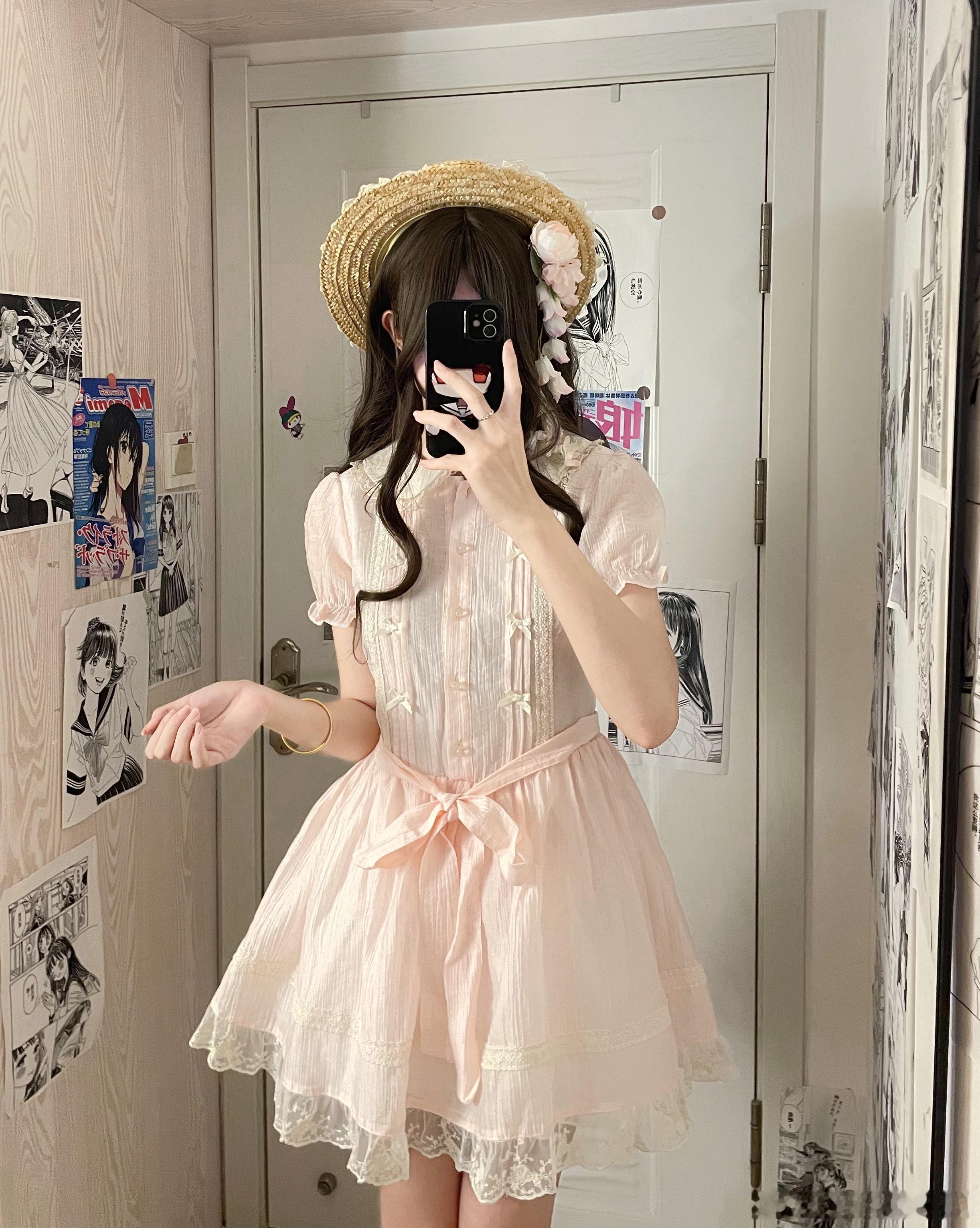 jk[超话]  一眼心动樱花粉🌸非常日常古早漂亮的粉色连衣裙连衣裙：少女心事今