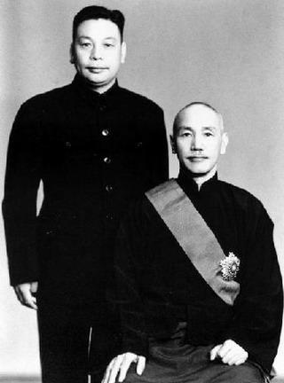 “你连中国人都不认，凭啥张罗把两蒋灵柩迁回大陆？”记者一句话，蒋万安当场愣住。