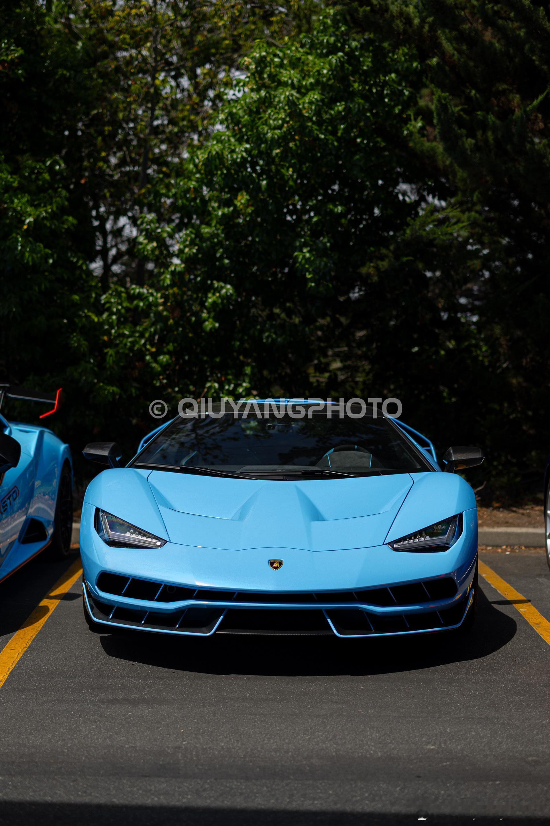 Carweek 2023 #cars01豪车拍# 一些凑不到9图单车图[二哈] 