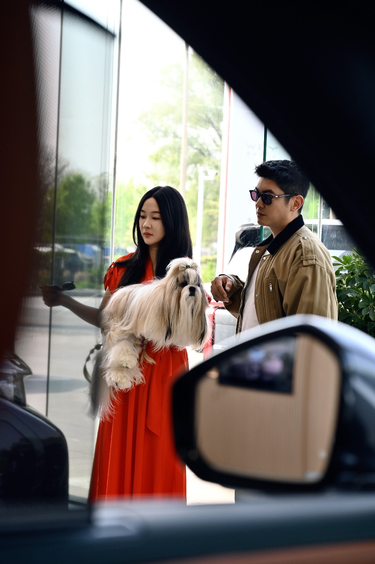 北京车展上，杜江霍思燕在完整体验魏牌V9X之后，现场就定了。这件事挺有代表性的。