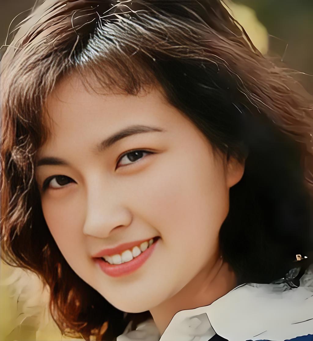 刘晓庆，一代荧幕传奇！从《小花》到《武则天》，她以灵动演技塑造经典角色，红遍大江