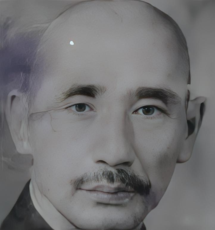 1951年，世袭了6代的大地主李润之被执行了枪决，财物全被充公，可唯独他的300