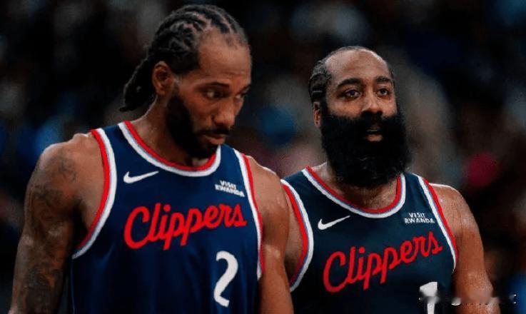 明日NBA常规赛，快船要对阵开拓者。赛前美媒ESPN预测，快船胜率69.9%，开