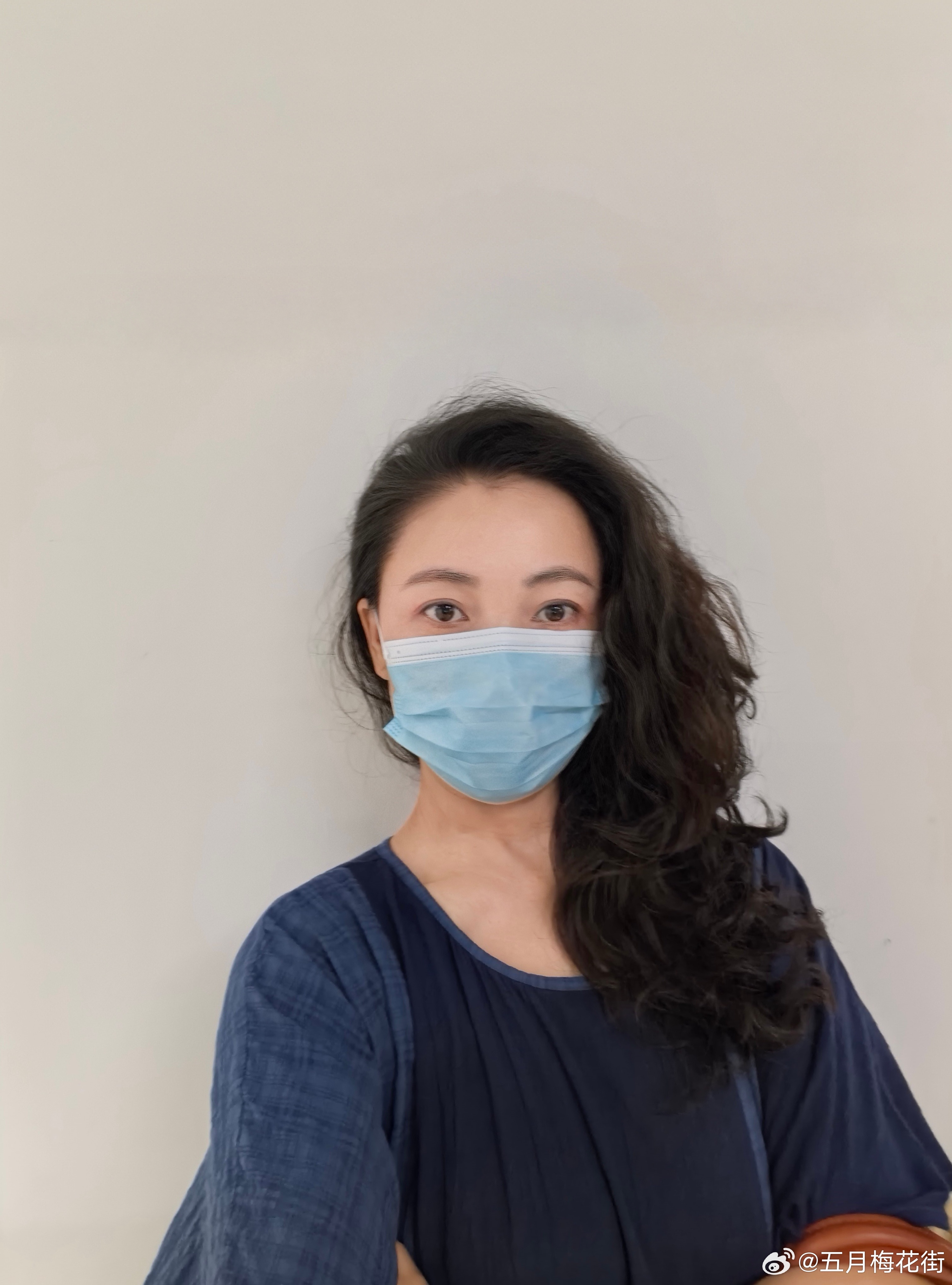 起大早陪妈妈复查，去年底乃至今年截止目前，最大的成就是陪妈妈抗肿瘤成功。治愈得很