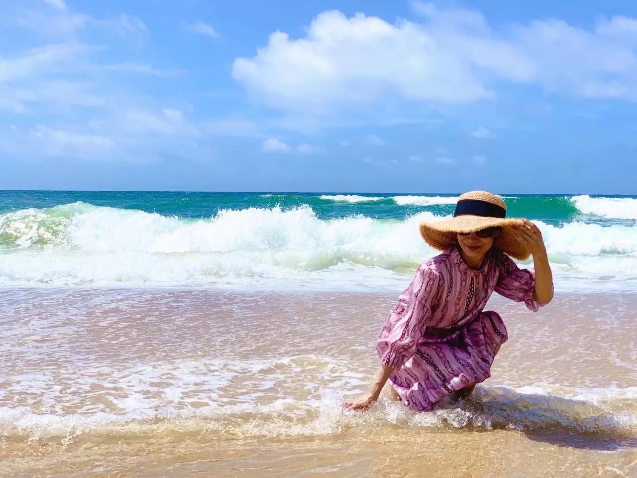 去广东海陵岛旅游怎么样我和女儿是02年端午节自驾去的海陵岛，住在保利皇冠假日酒店