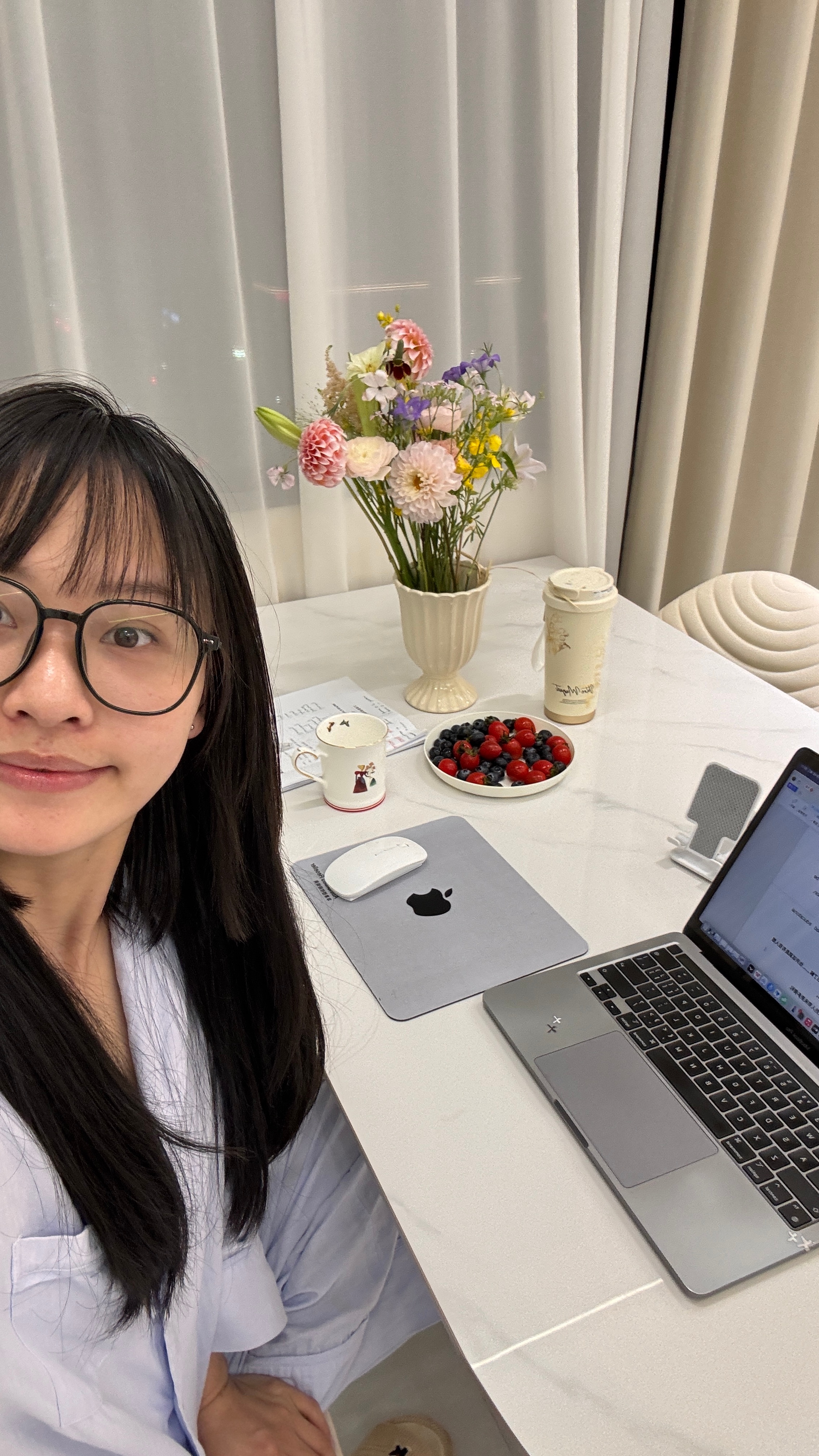 这个人现在雅思作业还没写完 明天早上10点还要上课 你说到底有多松弛[怒][怒]