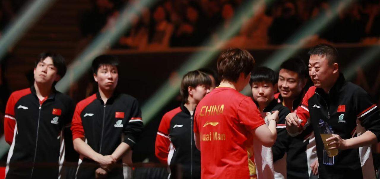 这次混团世界杯

国乒有两个人没怎么上场

但是他们也没闲着，一个是王艺迪，一个