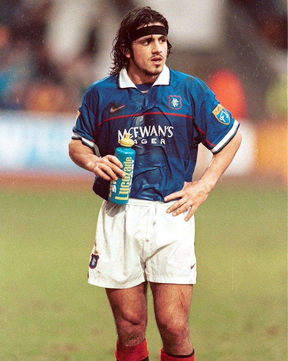 AC米兰 🇮🇹 詹纳罗·加图索："我本不想去格拉斯哥。那时我刚在佩鲁贾踢了两