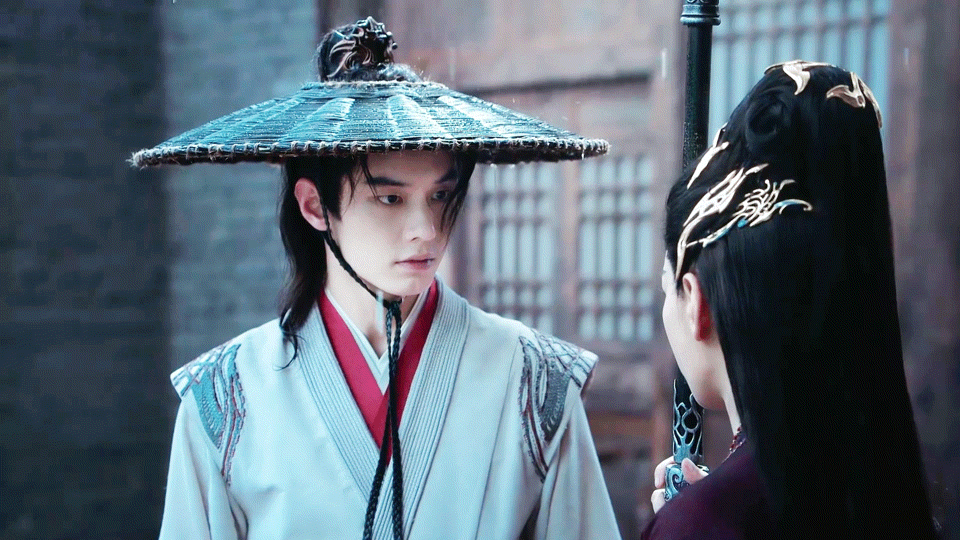 #这下叶鼎之真水灵灵了#少年何与，水灵灵的不只是外表，更是那份对角色的深情投入。
