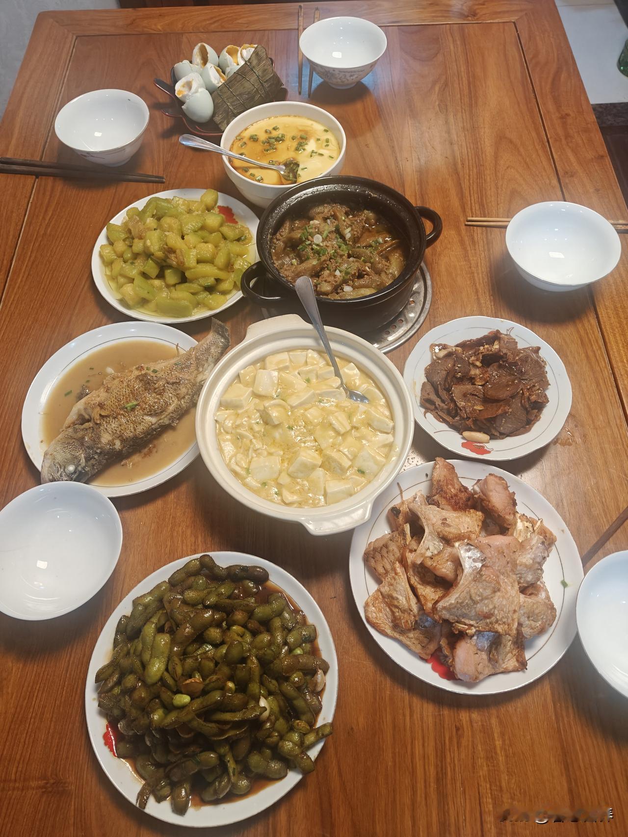 好多人刷短视频总能刷到辅酶Q10，宣传吹得神乎其神，护心抗衰、缓解疲惫、助孕稳血