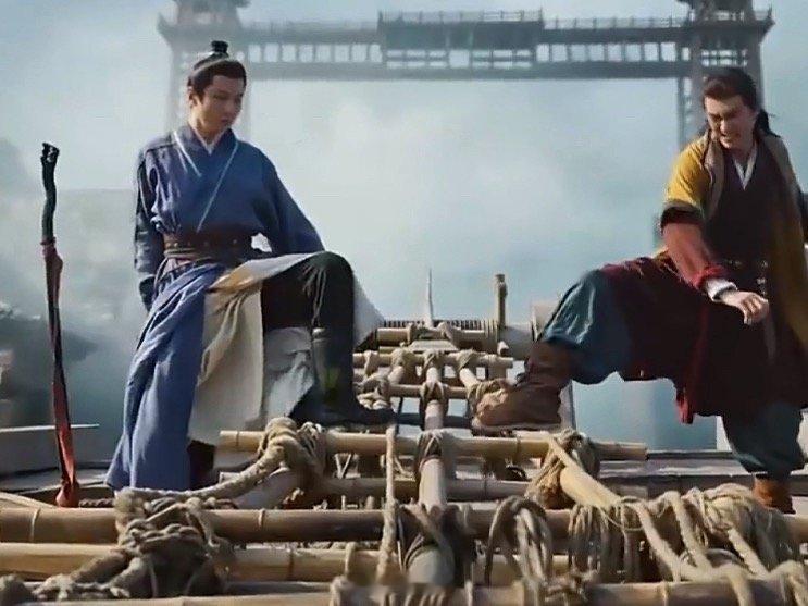 成毅林更新新剧对手戏成毅林更新同框镜头 啊啊啊啊啊。就是说新剧还没开播了，就燃起