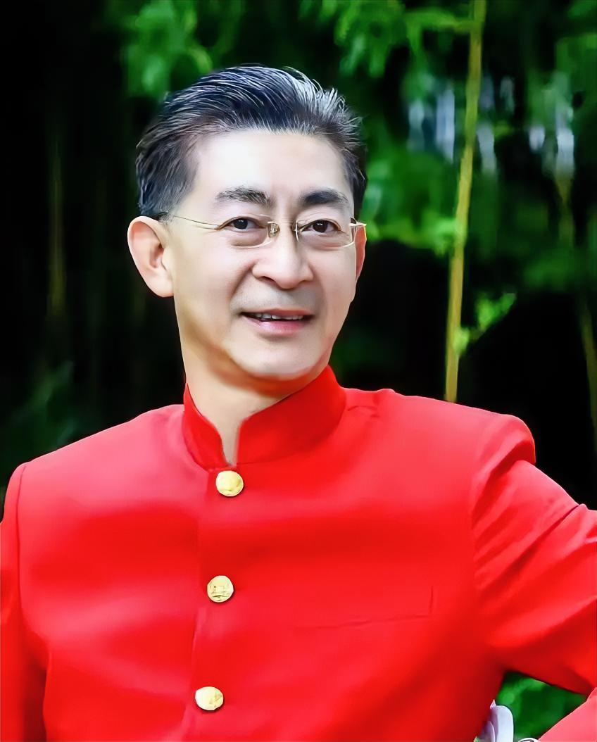 就在今天，接连传来让人悲痛的消息，绍剧艺术大家小七龄童的讣告，是由六小龄童对外发