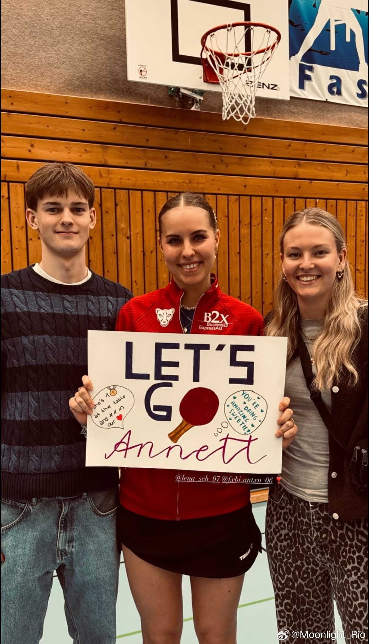 男友到现场支持考夫蔓比赛 