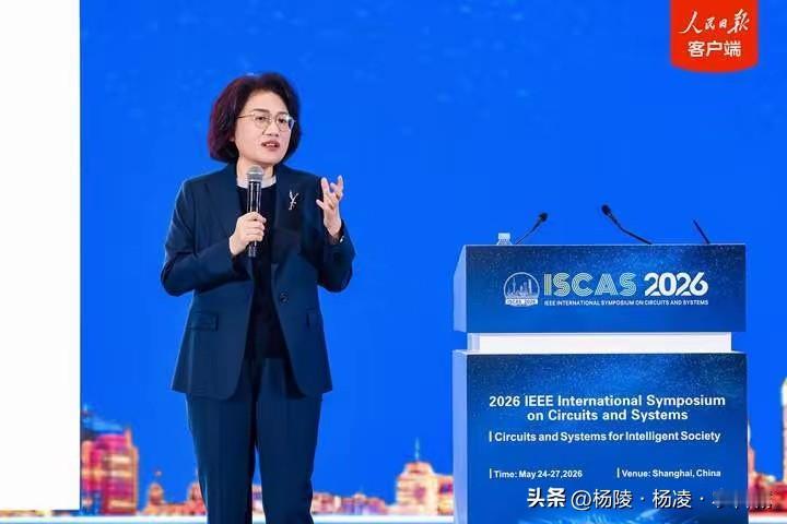 华为正式发布“韬定律”！中国改写全球半导体规则，碾压摩尔定律！华为 摩尔定律 