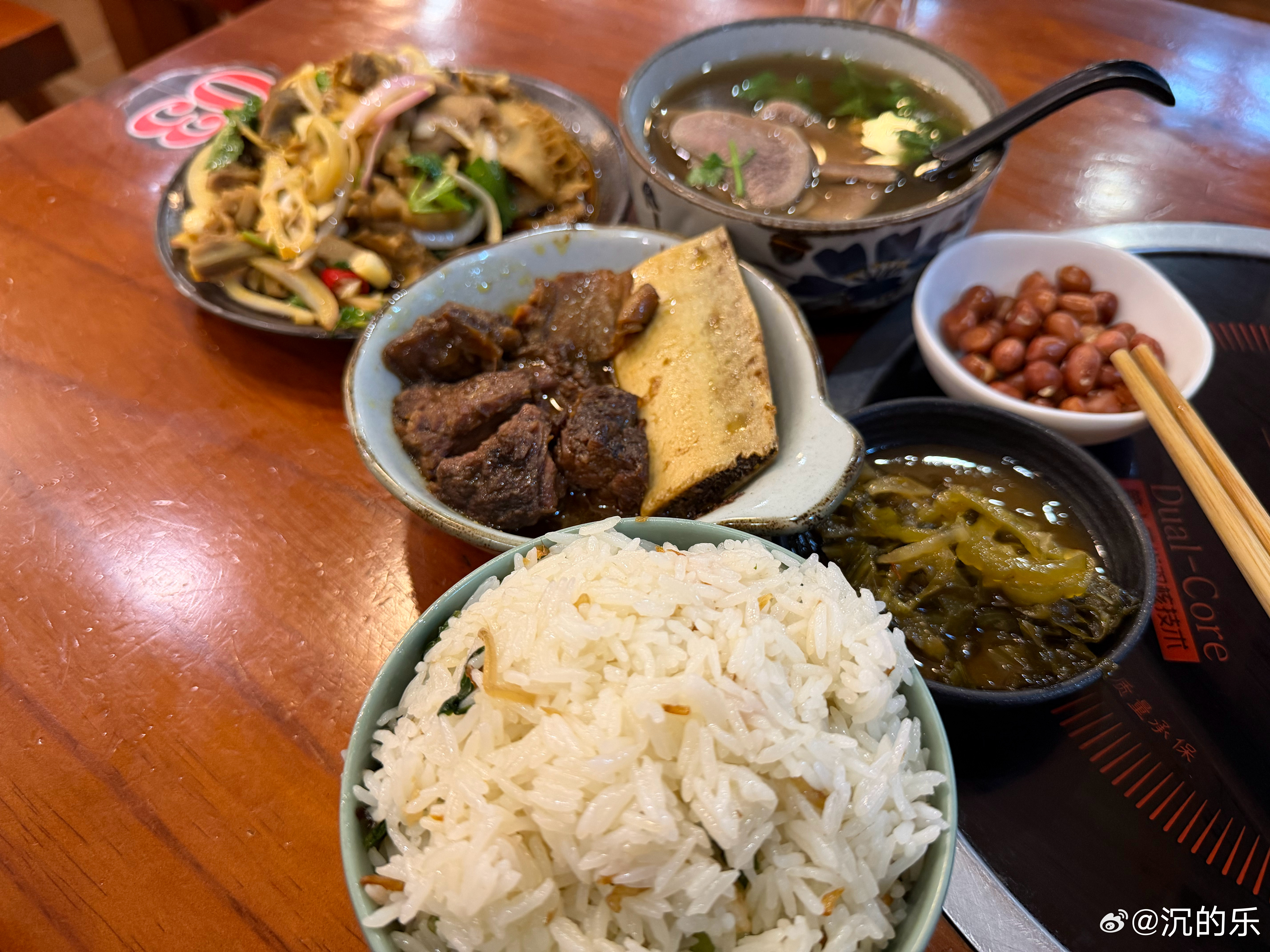 我北京那家宝藏店暂时关门了，老板正在找新址，但是我又馋了好久，那能怎么办呢 泉州