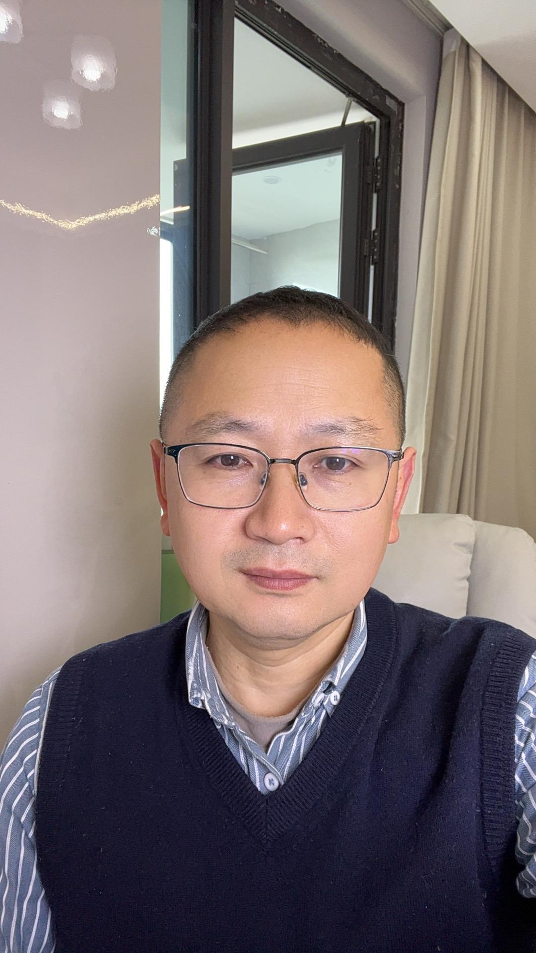 制版工作室准备开干了！制版工作室准备开干了，急需二手建制人台两个，规格...