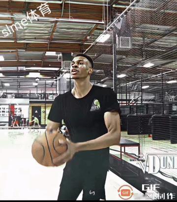 这炸街的身体素质，能不能成为NBA未来第一人？