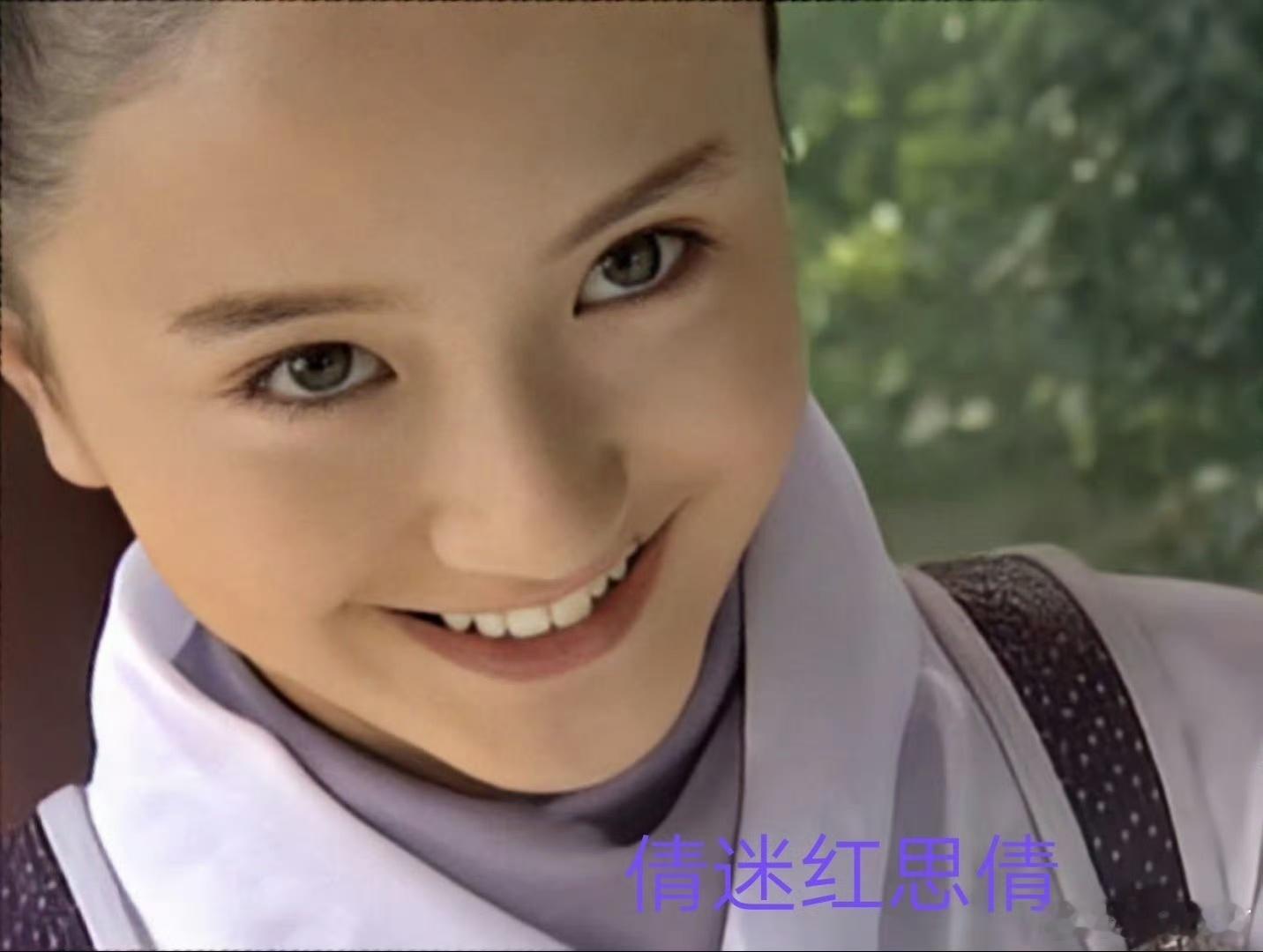 田曦薇最适合的是这种表面人畜无害甜妹，其实疯批病娇坏种的角色，我甚至已经想到她会