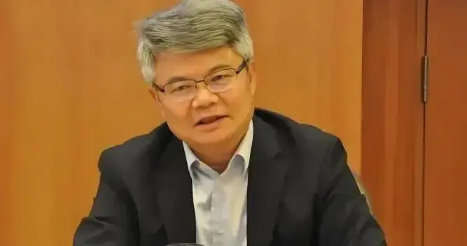 中国银行：坚决拥护党中央决定