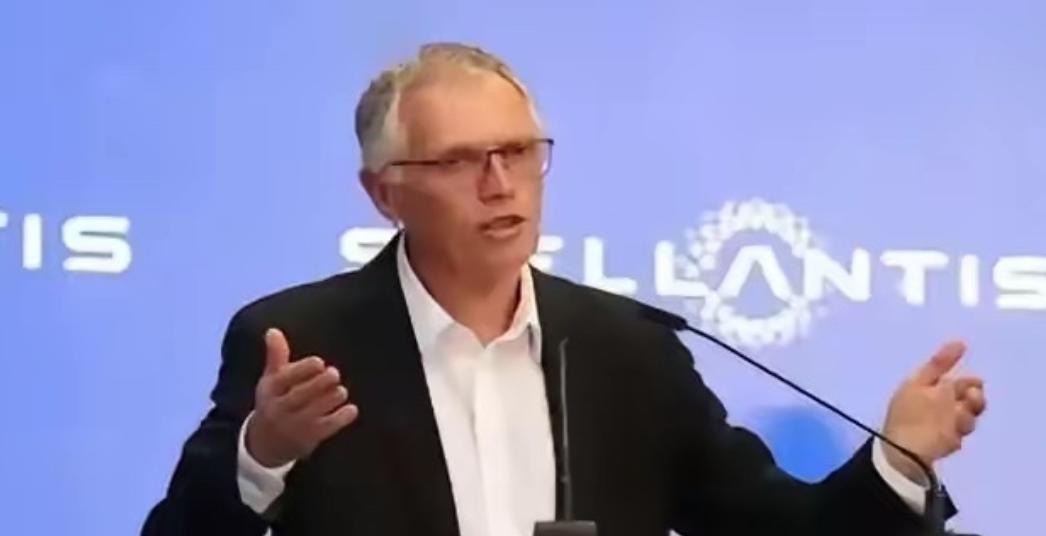 有人问安世破产了谁的损失大？答案很简单，目前安世半导体是100%的中资企业，当初