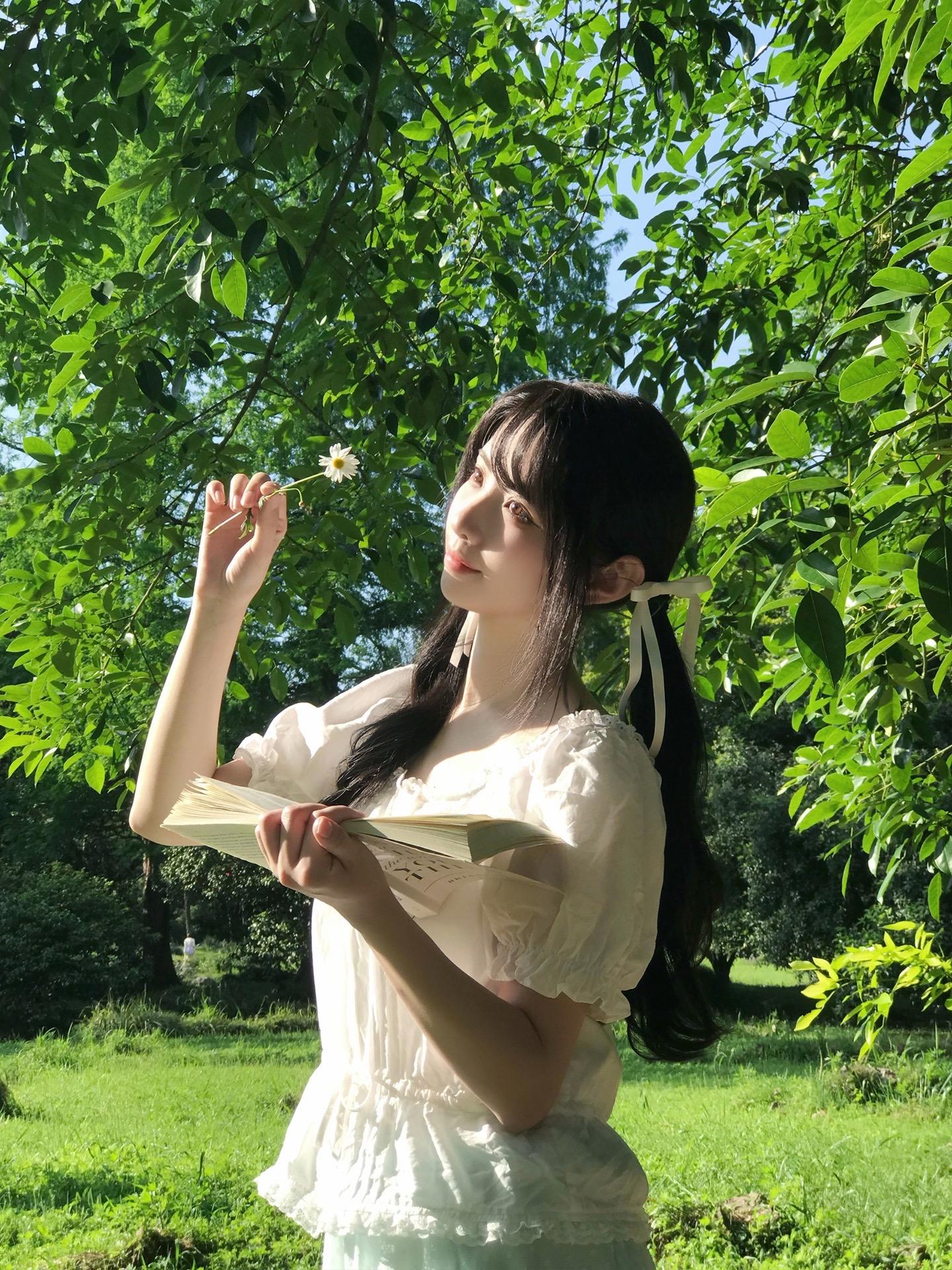 幸好这个世界上还有明亮的春天。勇气 自由 和好天气