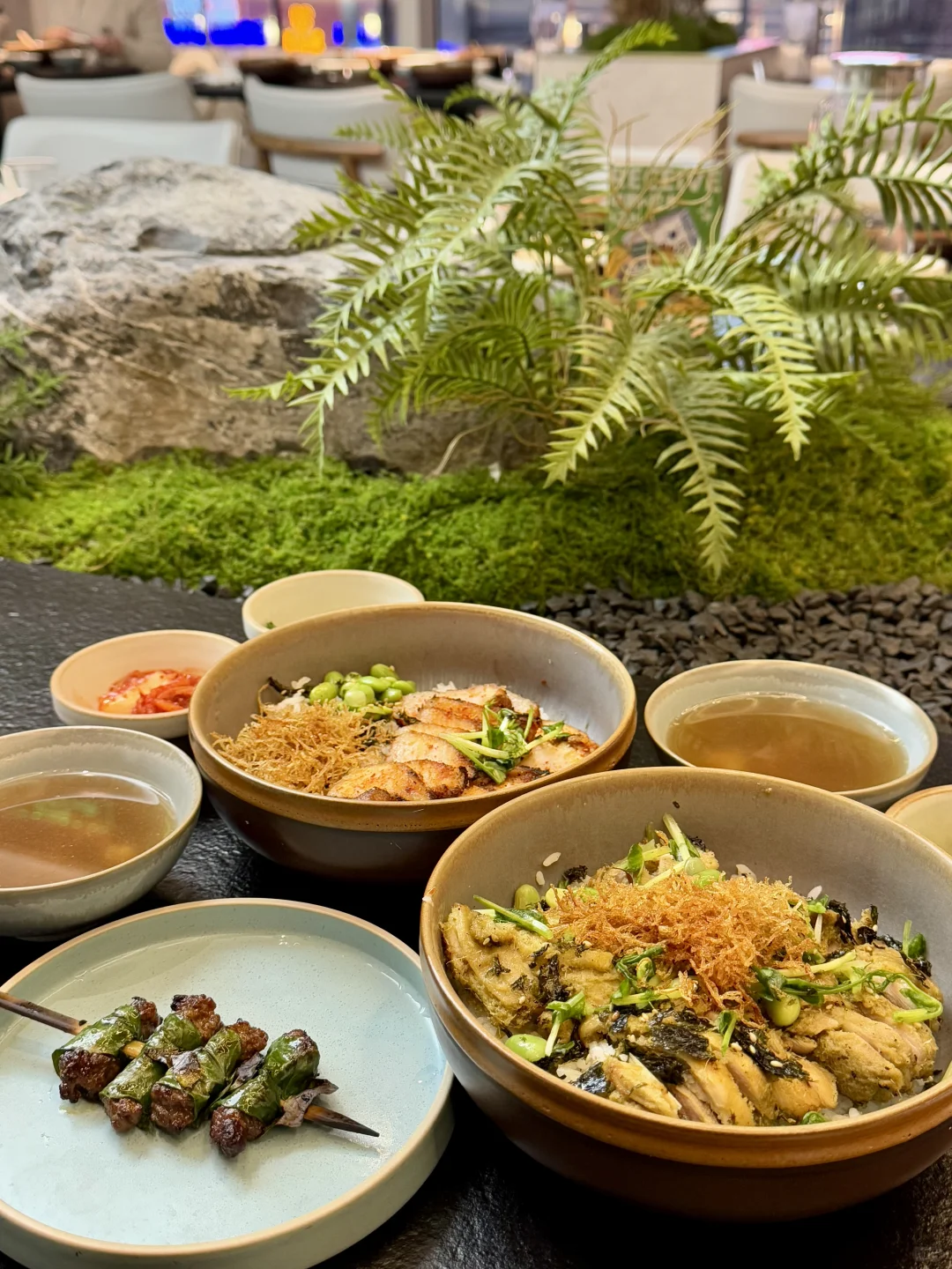 打工人的饭堂！爱惨了！