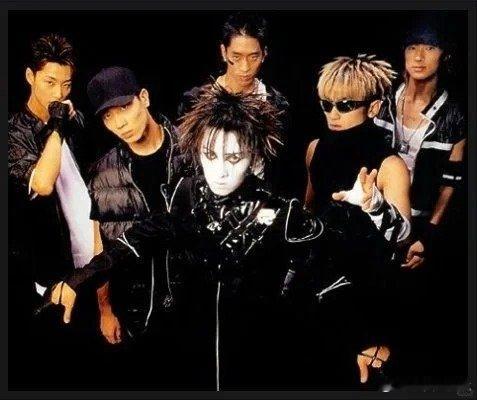 kpop歹毒妆造盘点决战kpop歹毒造型之巅 笑死我了 这些造型还是太超前了