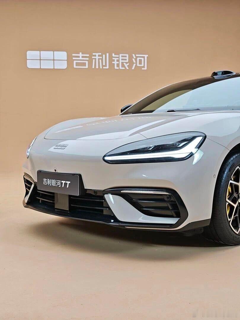 银河TTUltra为用户二次开售999台，27分钟，20.98万元。 这三个数字