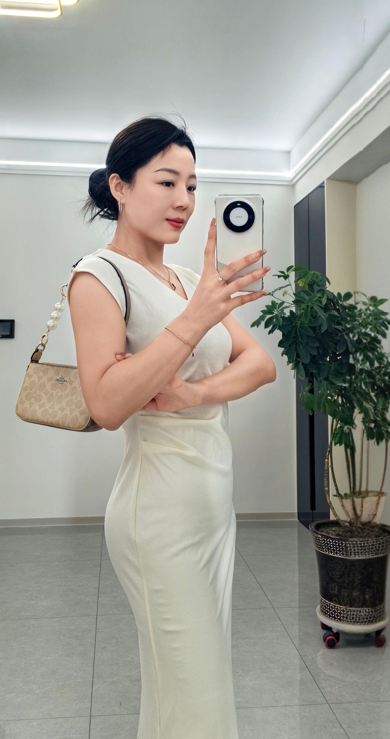 如果时间可以让我重新走一回。
漂亮内搭让我赢在了穿搭起跑线