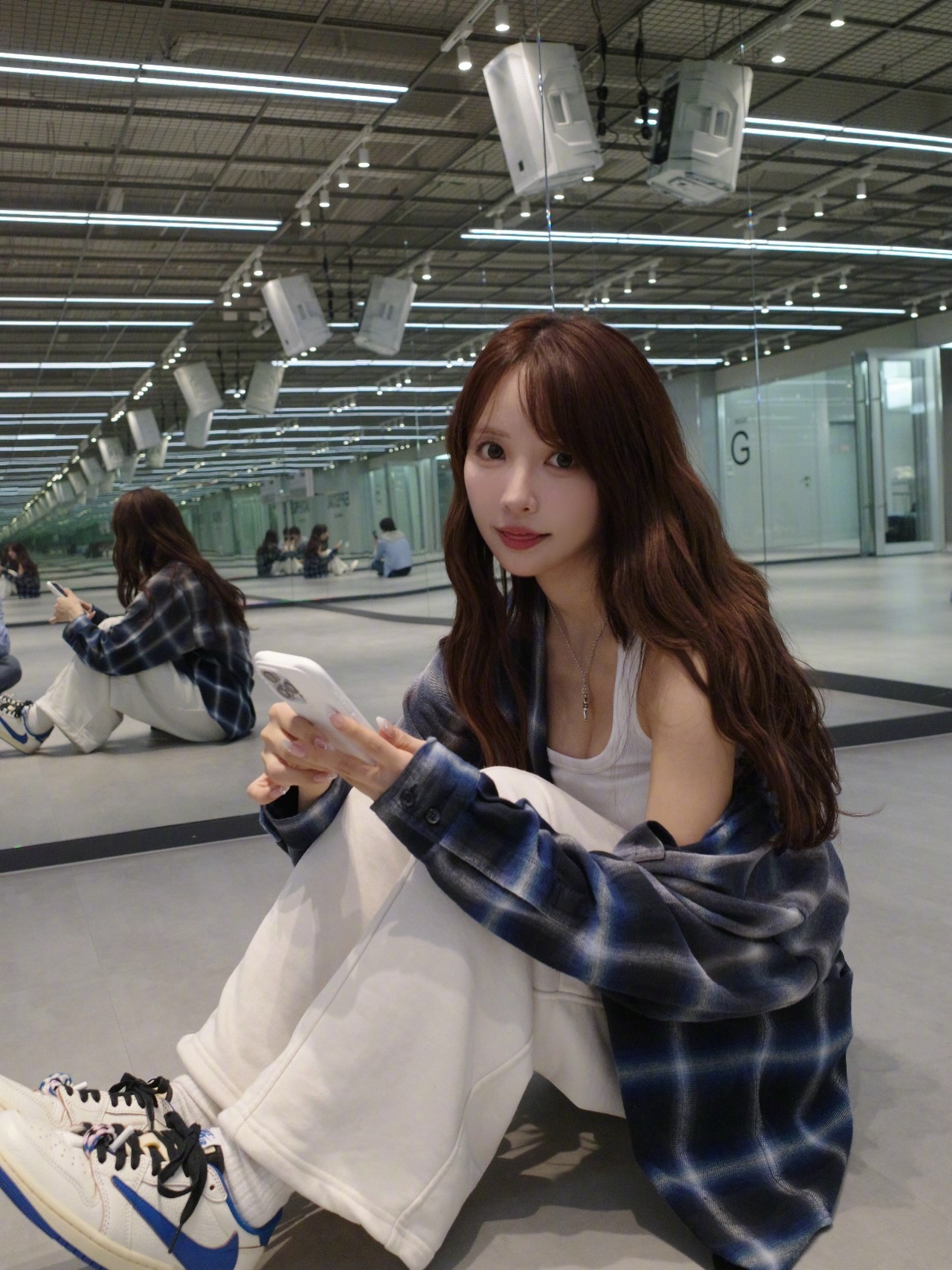 三上悠亚晒出了自己练舞时的照片