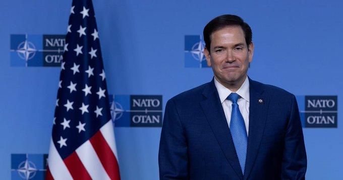 美国国务卿决定不出席12月3-4号的北约外长峰会

这不是日程冲突，而是一个地缘