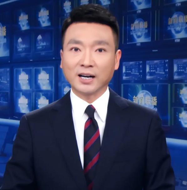 大胆预测：明年大概率会有三降三升
一降：房价继续降。
二降：存款利率降。
三降：