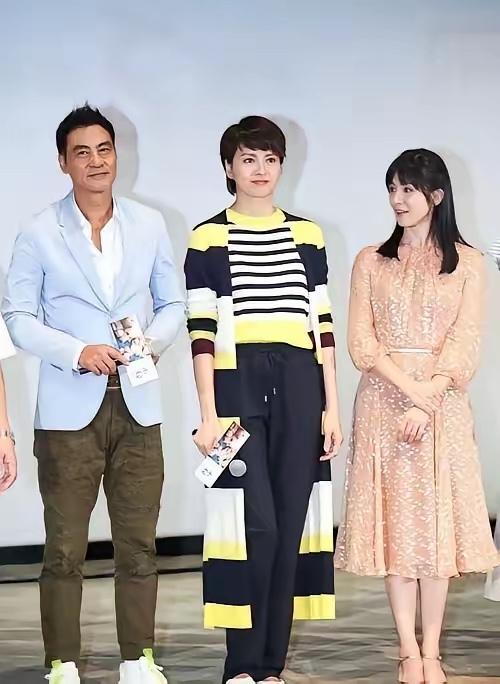 以高妹著称的梁咏琪在男演员任达华身边也是稍微矮一点，

这说明70岁的任达华这个