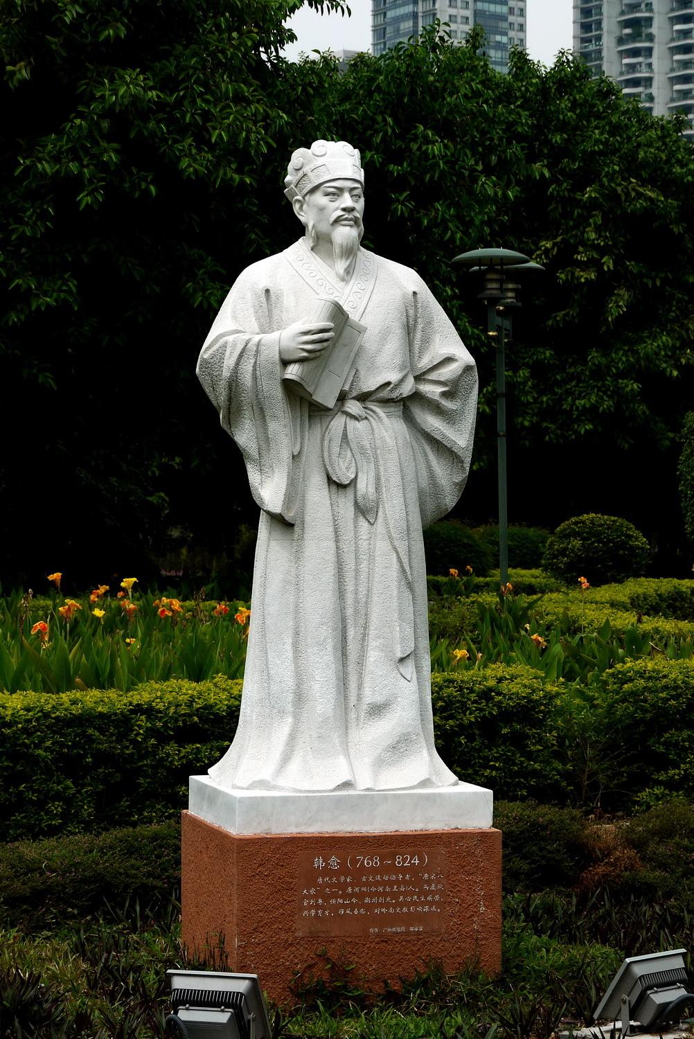 “张九龄不是‘写‘草木有本心’的隐士’——他是盛唐最硬核‘舆情分析师’：玄宗宠信